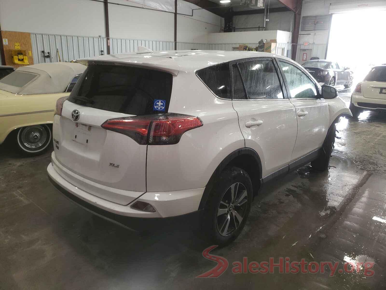 2T3WFREV0JW467742 2018 TOYOTA RAV4