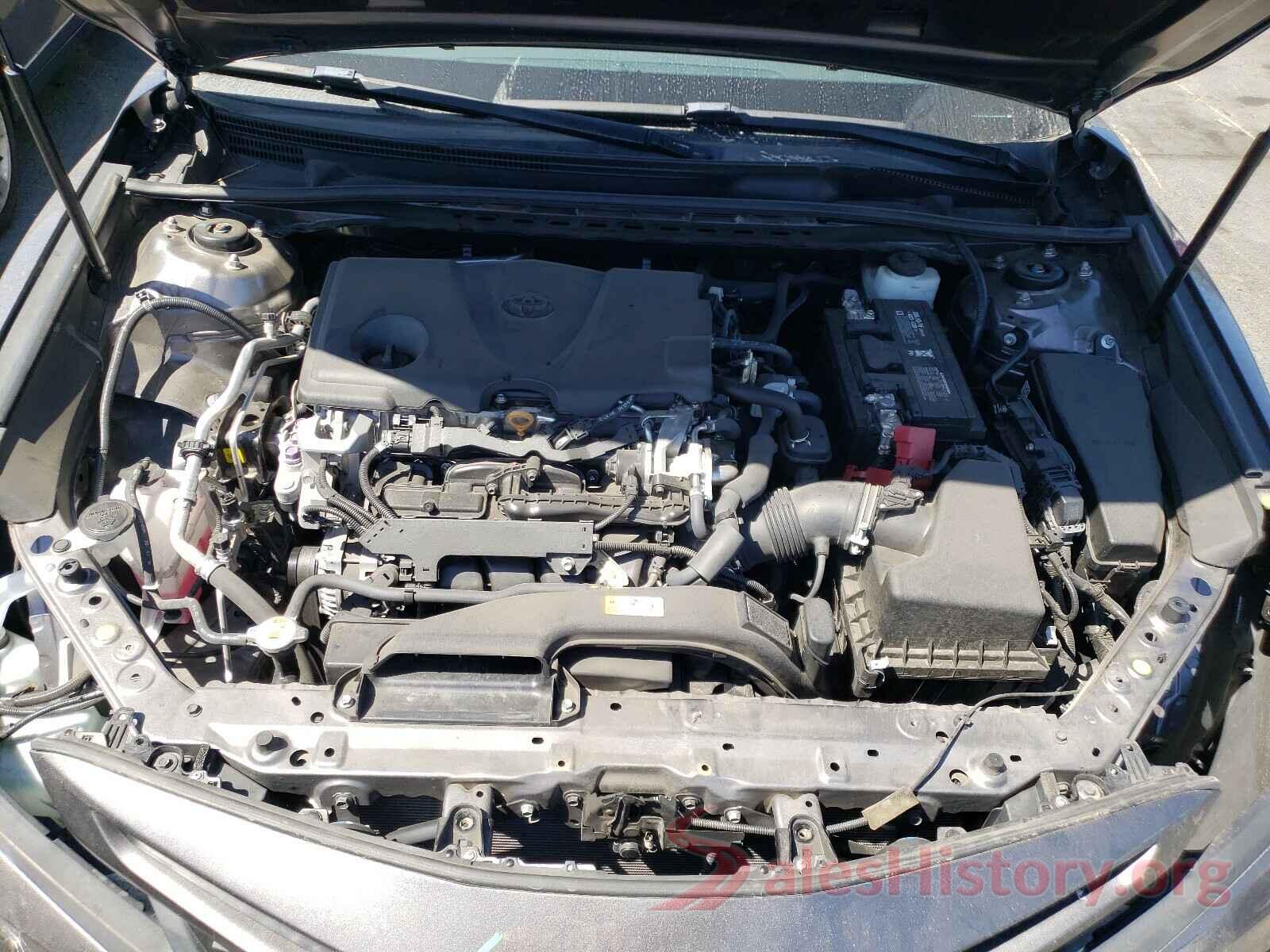 4T1B11HK1JU664606 2018 TOYOTA CAMRY