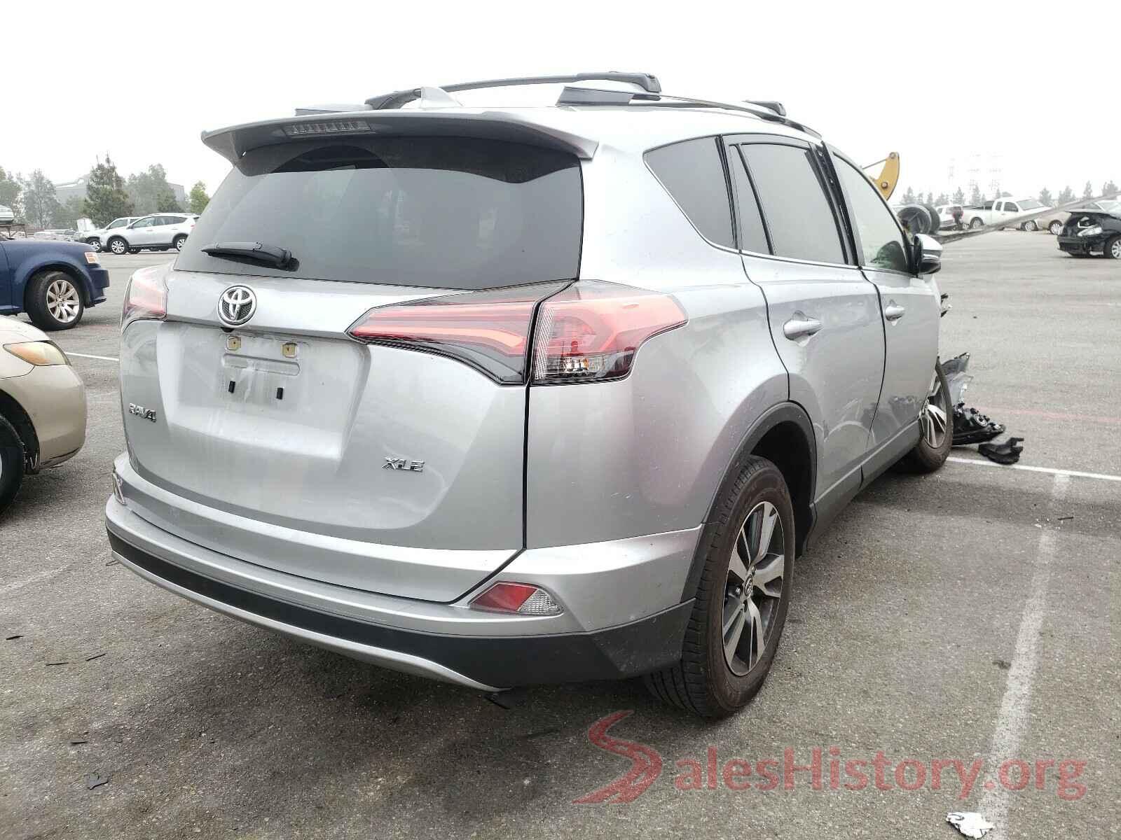 JTMWFREV6JJ207747 2018 TOYOTA RAV4