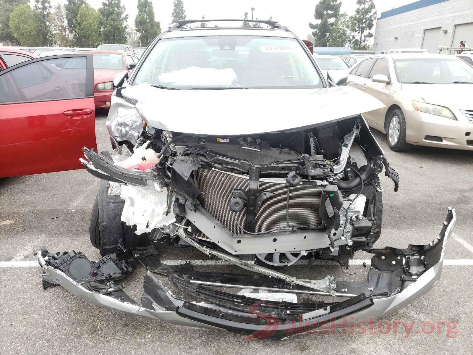 JTMWFREV6JJ207747 2018 TOYOTA RAV4