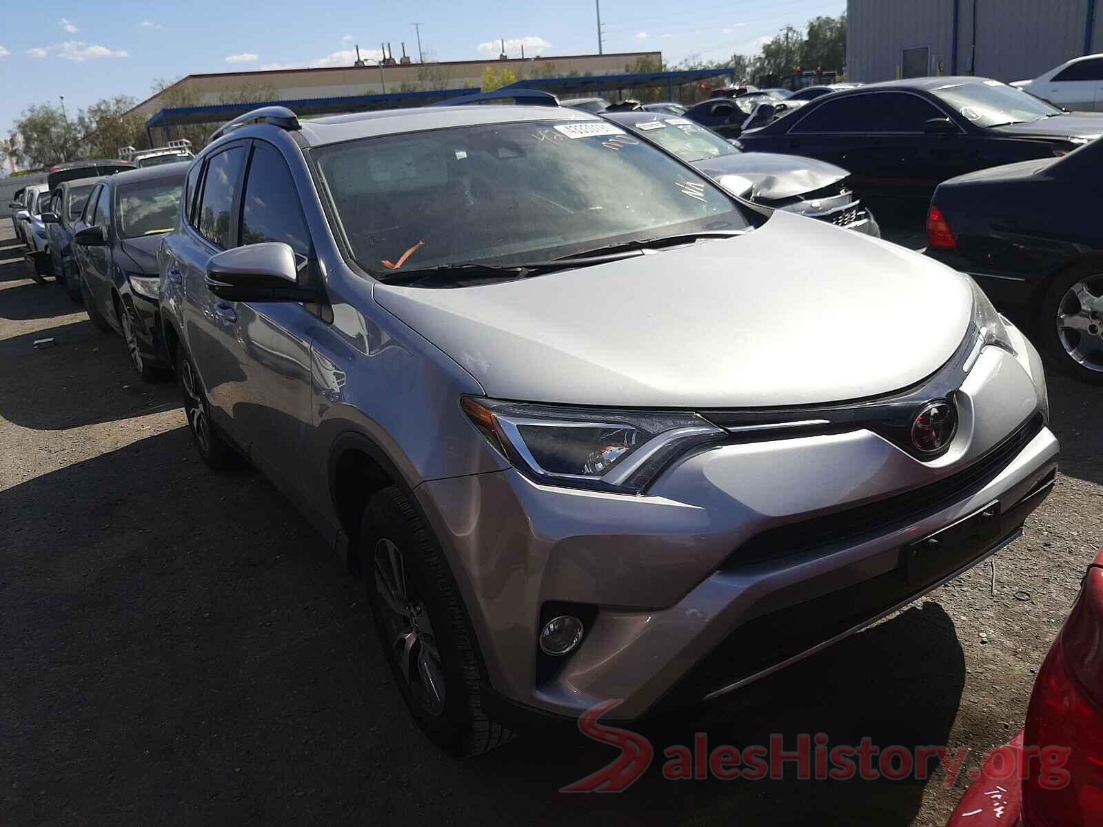 2T3WFREVXJW447773 2018 TOYOTA RAV4