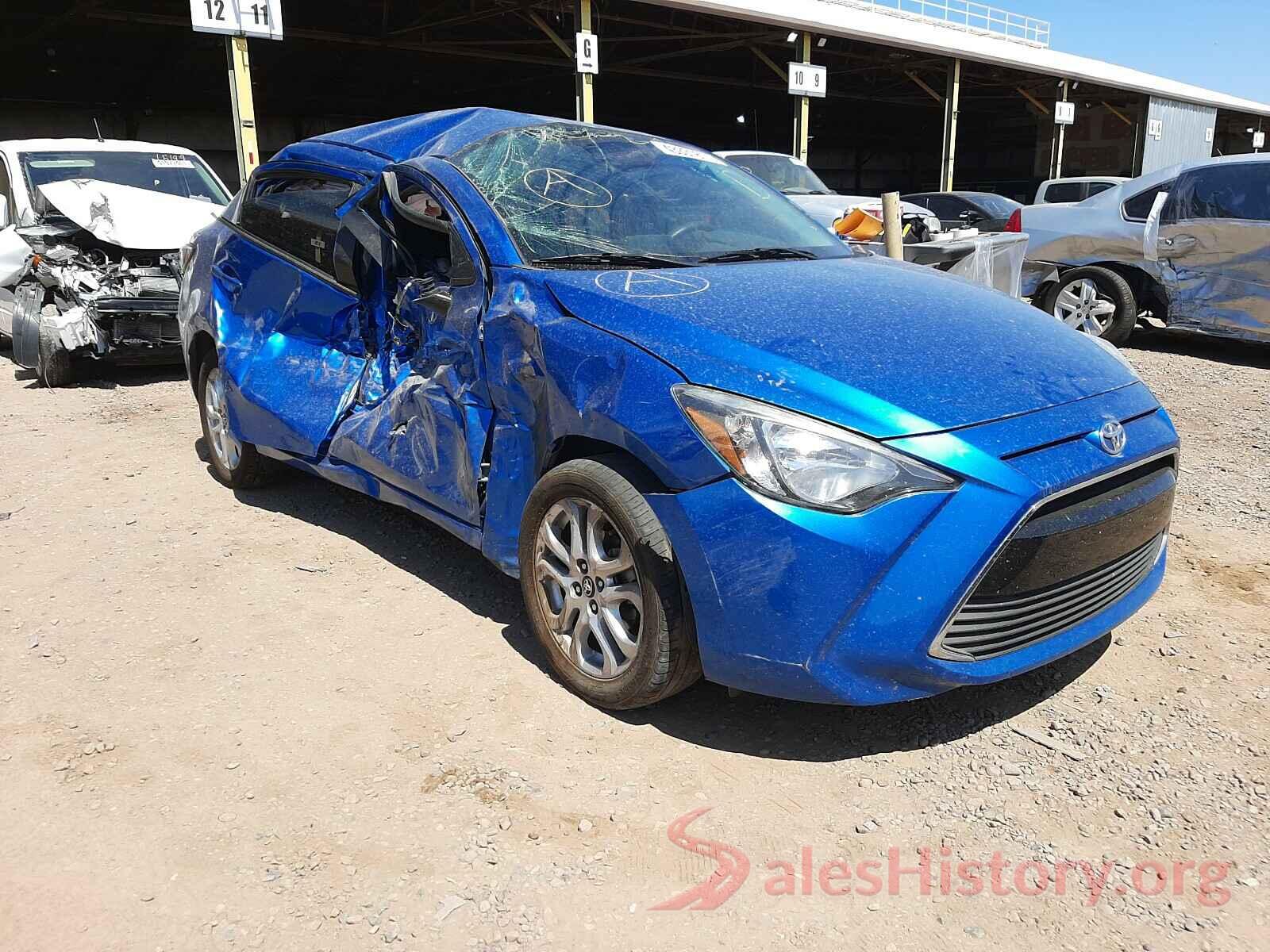 3MYDLBYV4JY301173 2018 TOYOTA YARIS