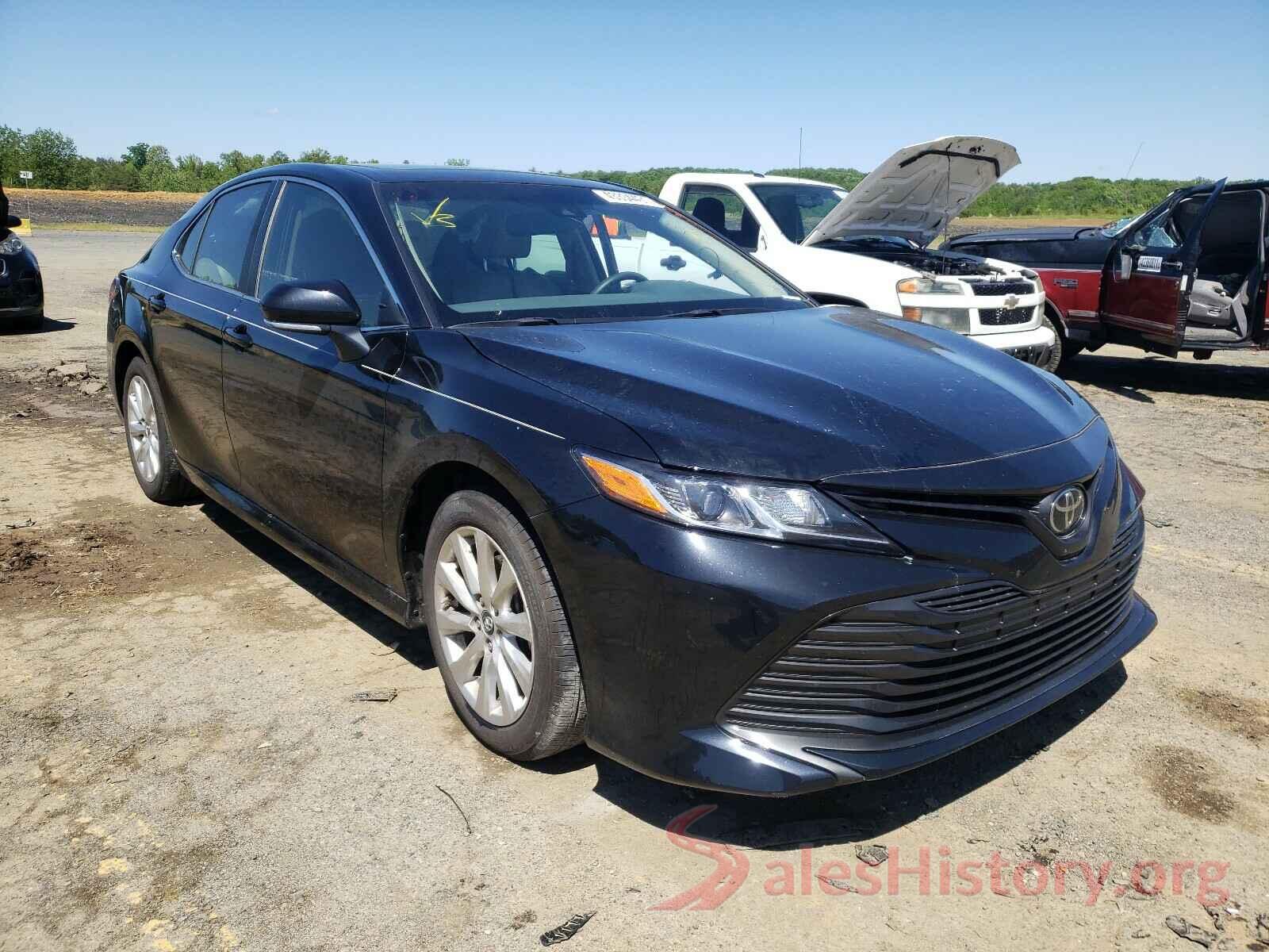 4T1B11HK7JU625910 2018 TOYOTA CAMRY