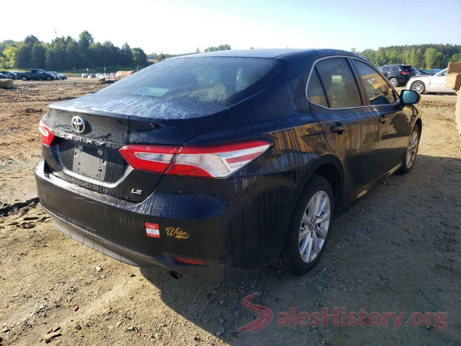 4T1B11HK7JU625910 2018 TOYOTA CAMRY