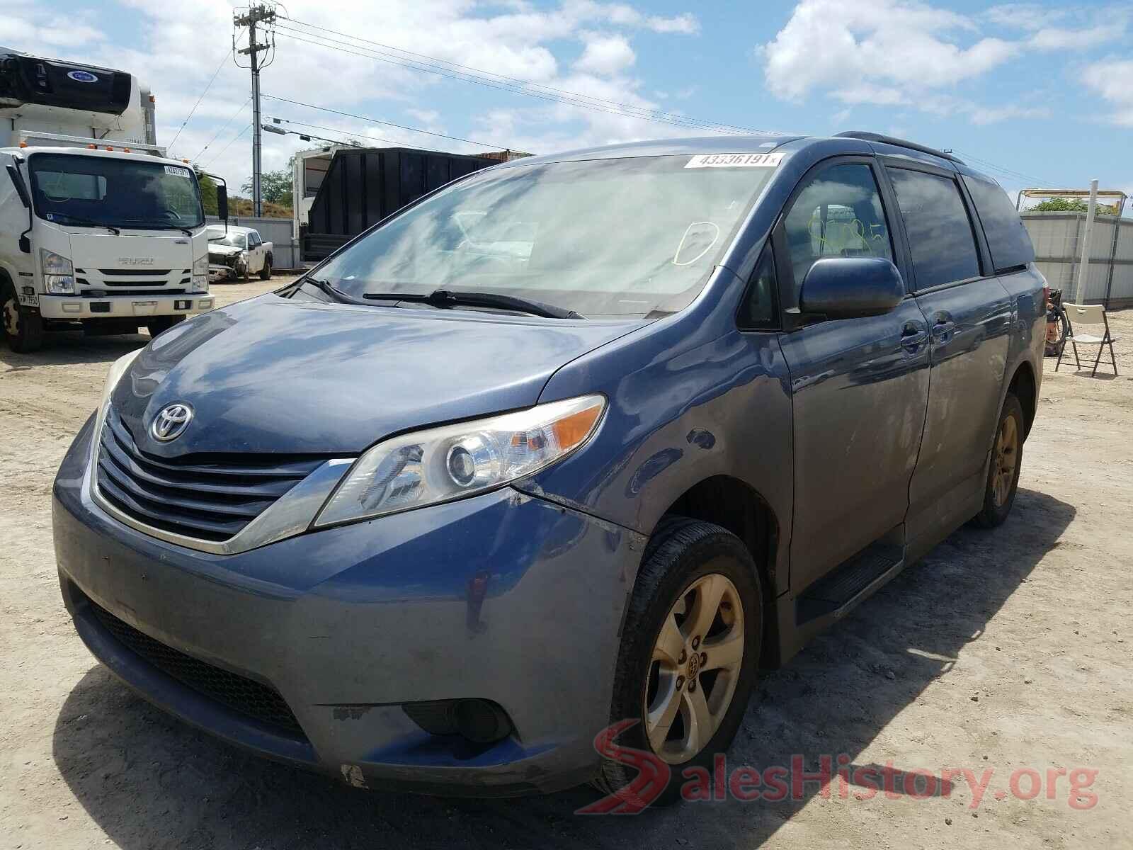 5TDKK3DC3GS712082 2016 TOYOTA SIENNA