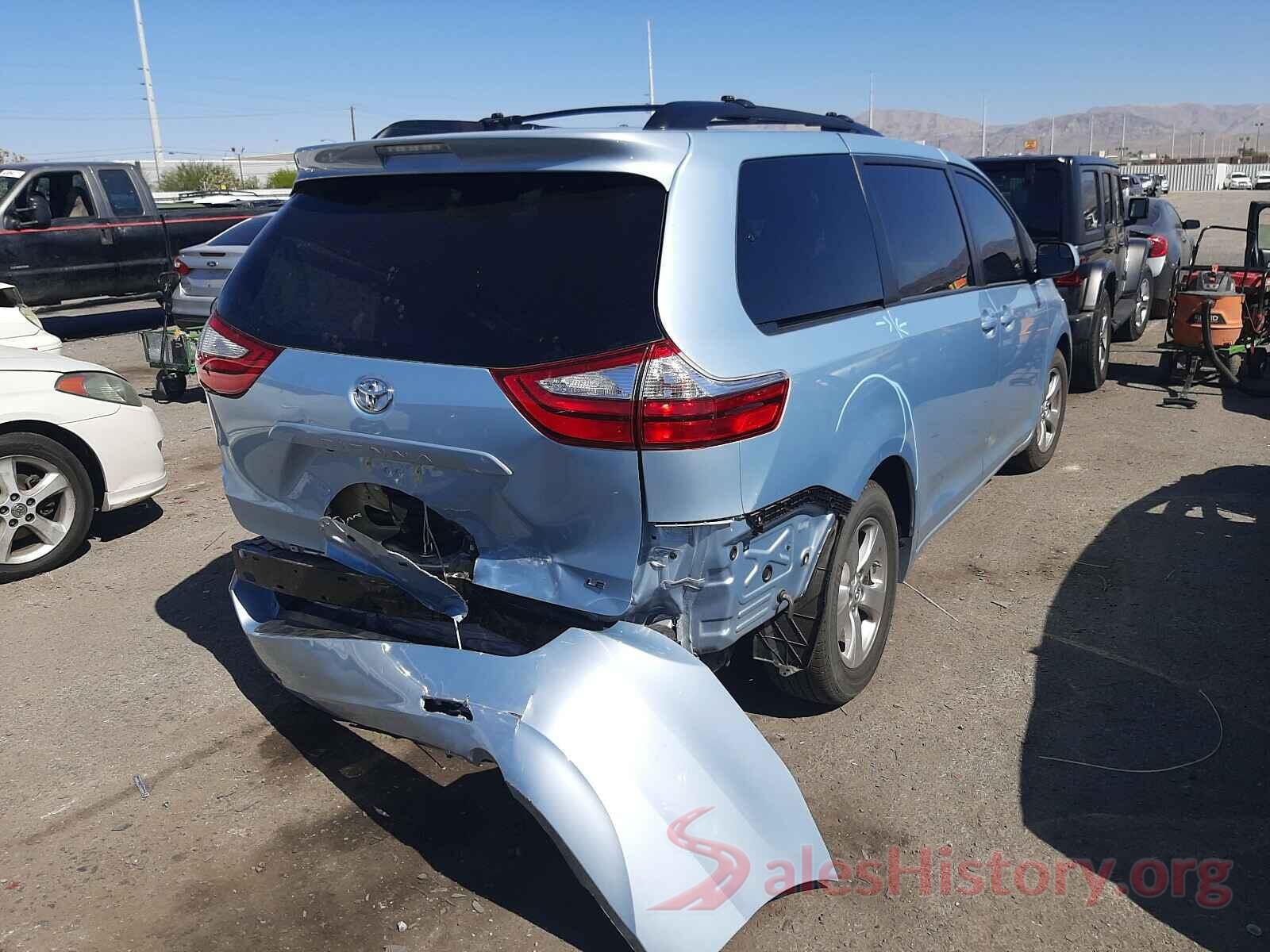 5TDKZ3DC9HS839500 2017 TOYOTA SIENNA