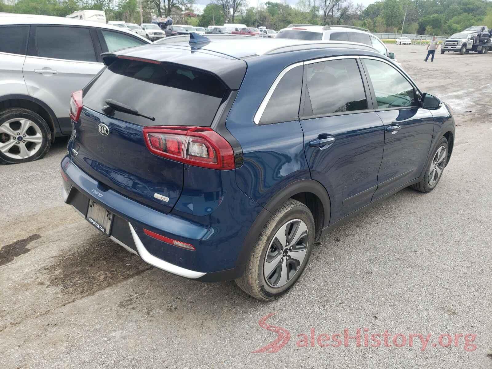 KNDCE3LC4J5152759 2018 KIA NIRO