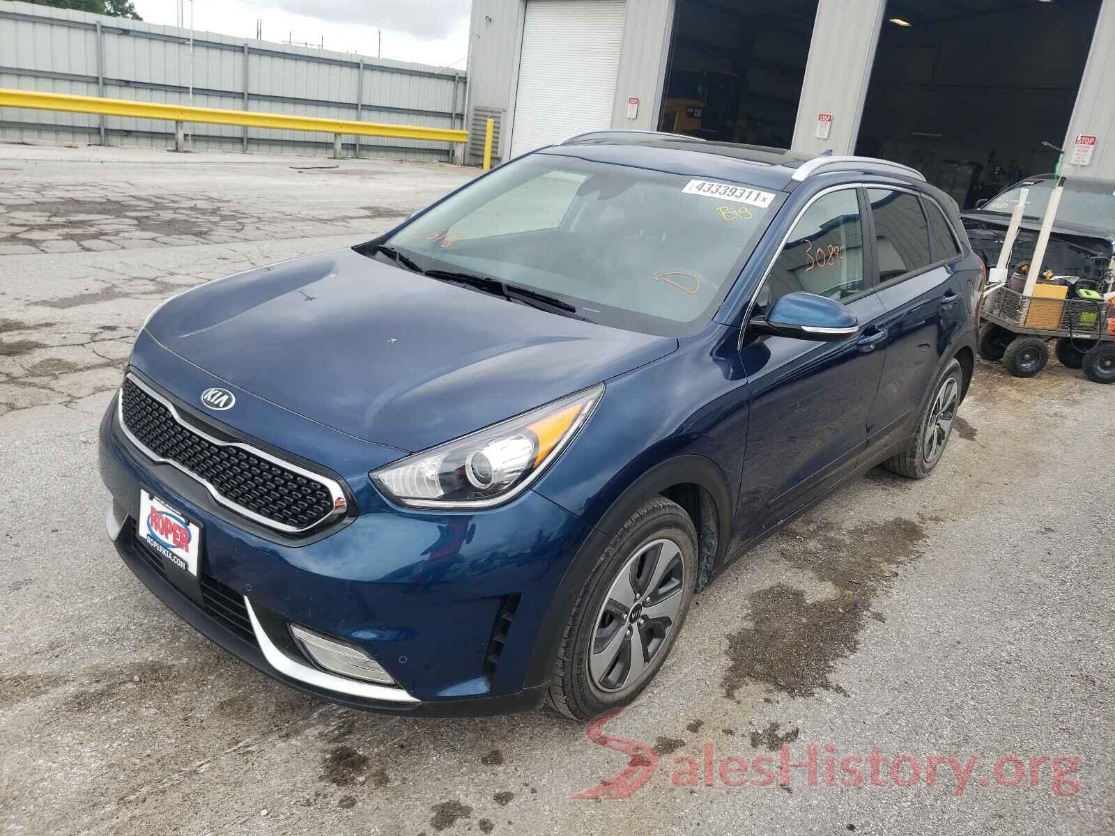 KNDCE3LC4J5152759 2018 KIA NIRO