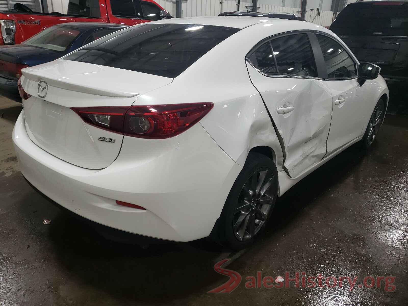 3MZBN1V36JM162634 2018 MAZDA 3