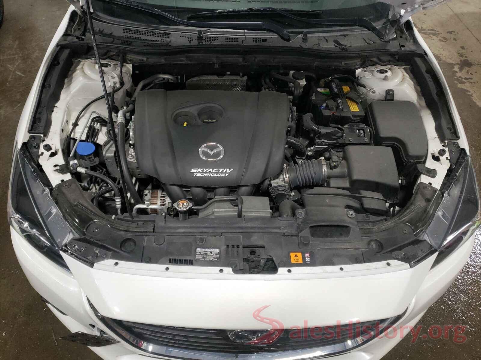 3MZBN1V36JM162634 2018 MAZDA 3