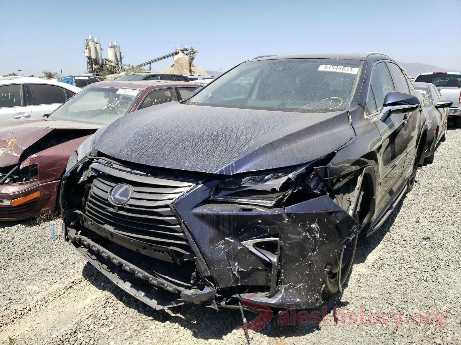 2T2BGMCAXHC015490 2017 LEXUS RX450