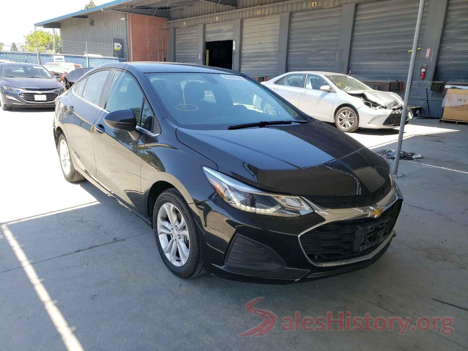 1G1BE5SM4K7145858 2019 CHEVROLET CRUZE