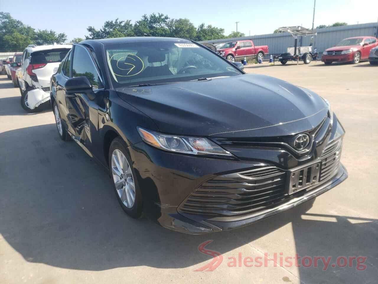 4T1B11HK4JU617974 2018 TOYOTA CAMRY