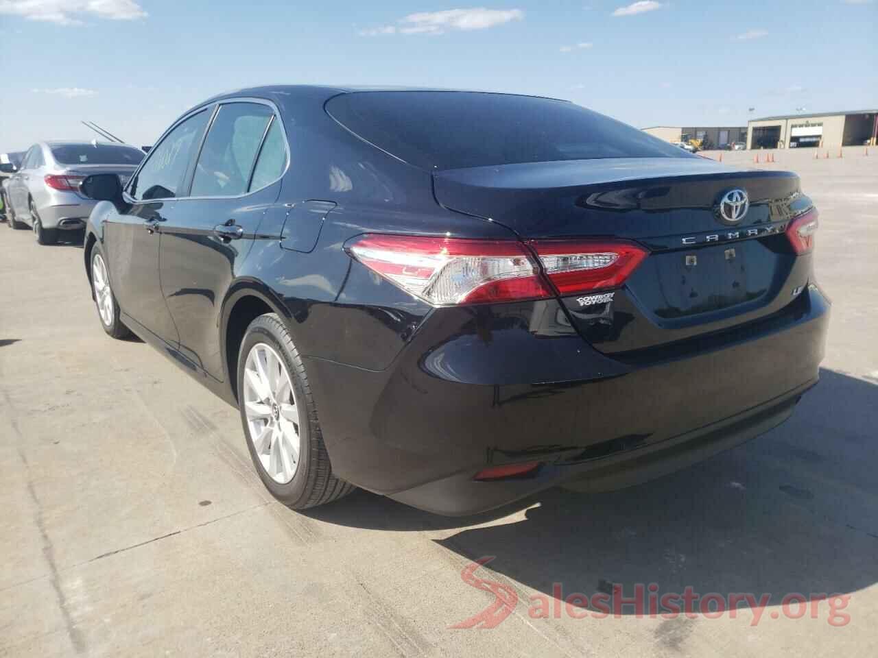 4T1B11HK4JU617974 2018 TOYOTA CAMRY