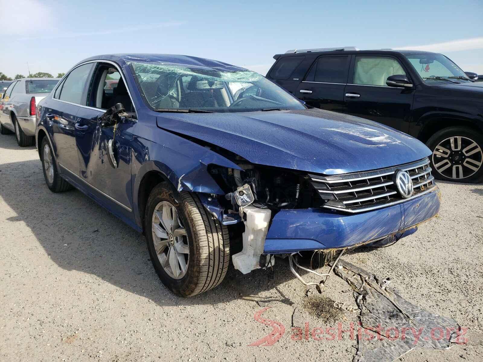 1VWAT7A3XHC019286 2017 VOLKSWAGEN PASSAT