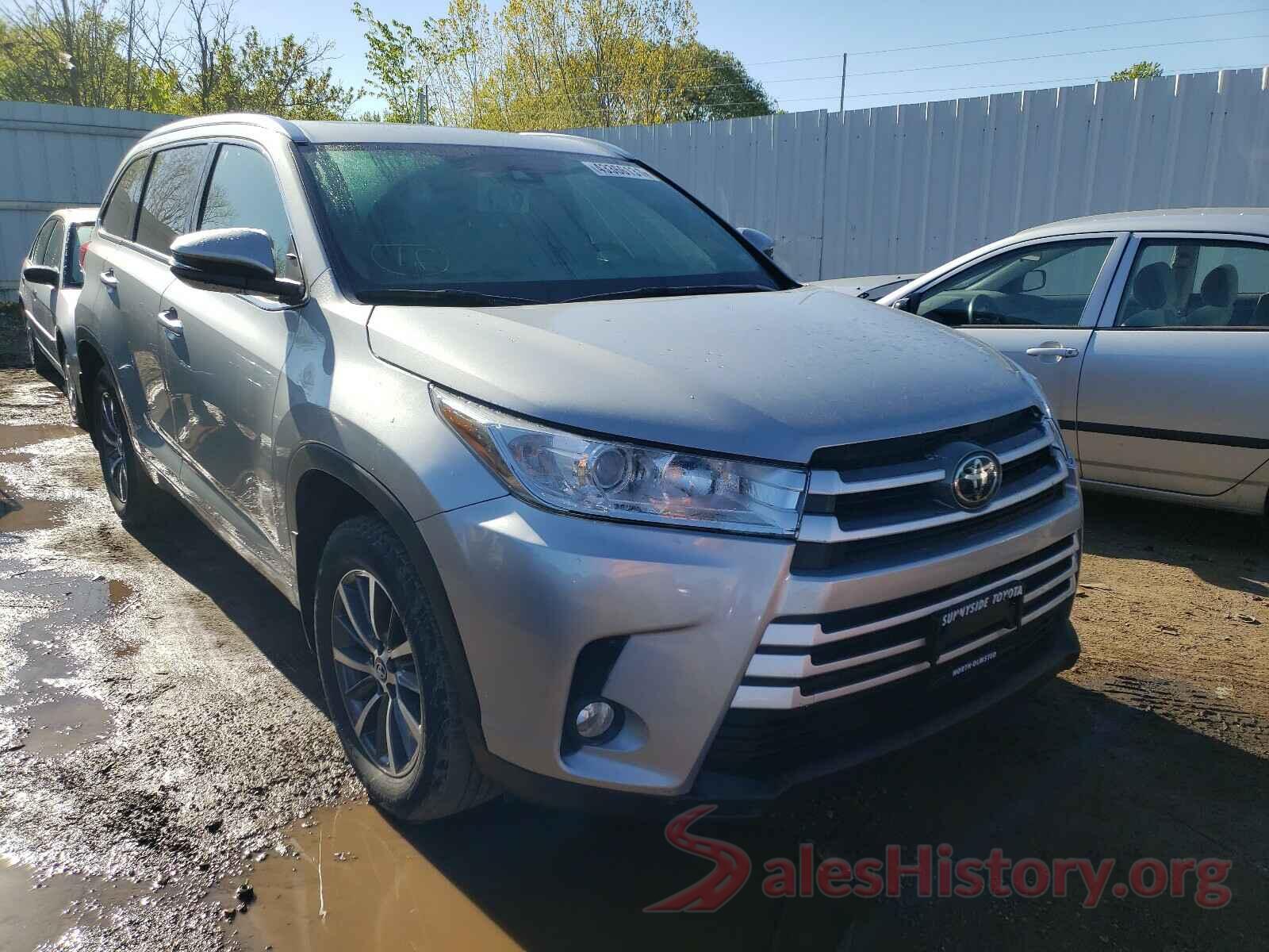 5TDJZRFH8HS468157 2017 TOYOTA HIGHLANDER