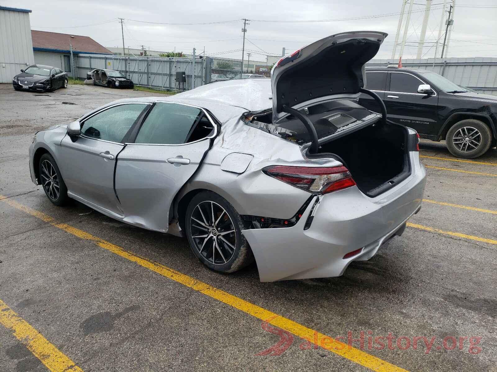 4T1G11AK9MU558229 2021 TOYOTA CAMRY