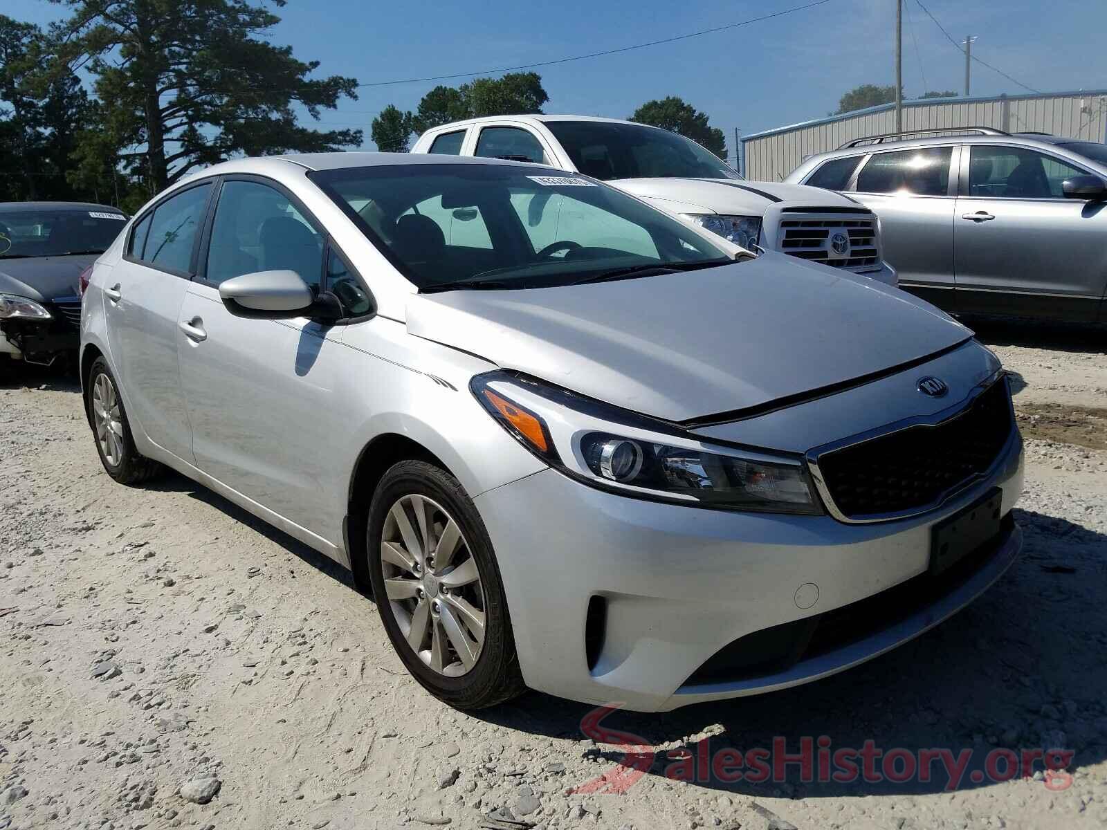 3KPFK4A73HE117002 2017 KIA FORTE