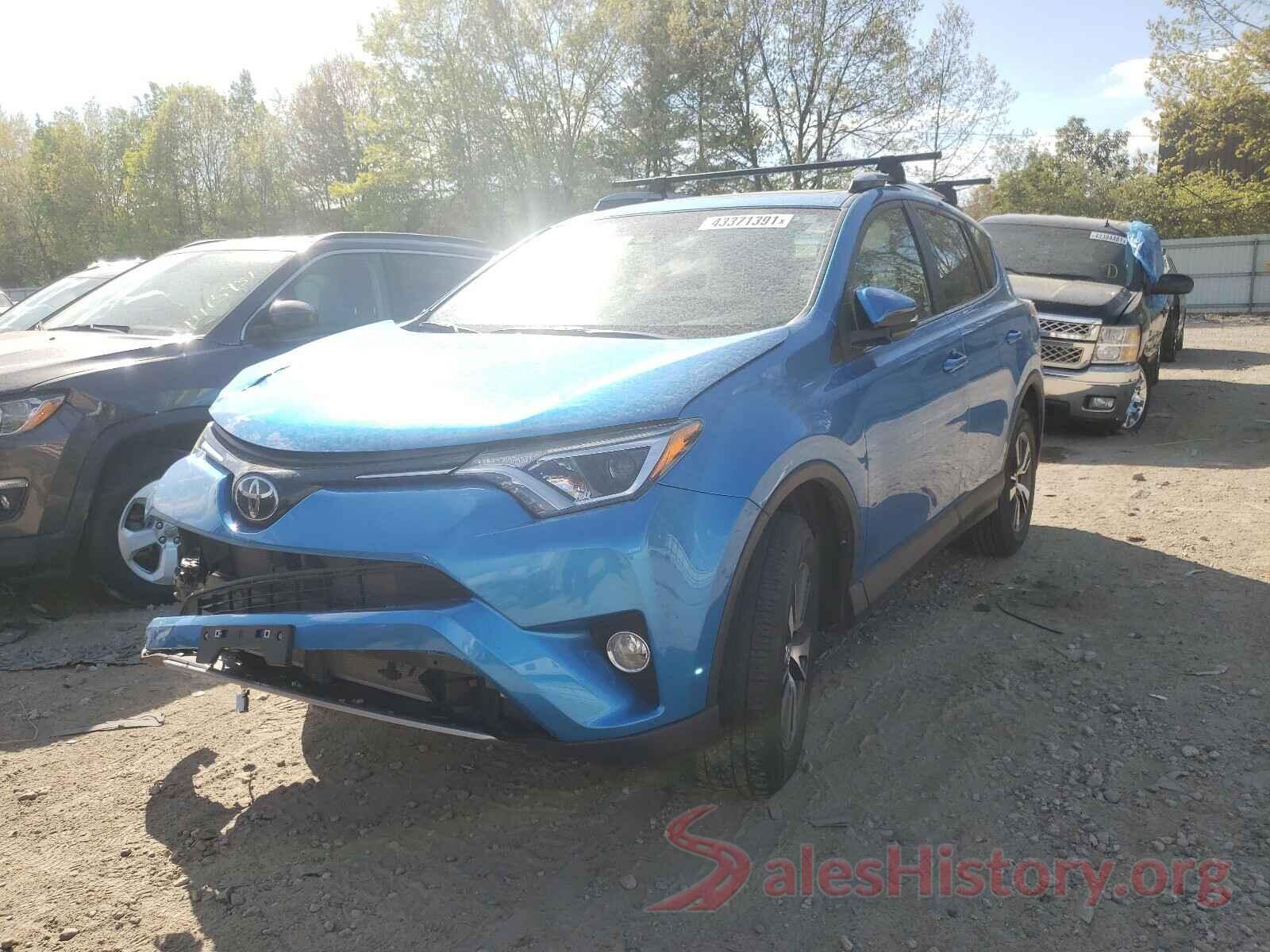 JTMWFREV6HD107978 2017 TOYOTA RAV4