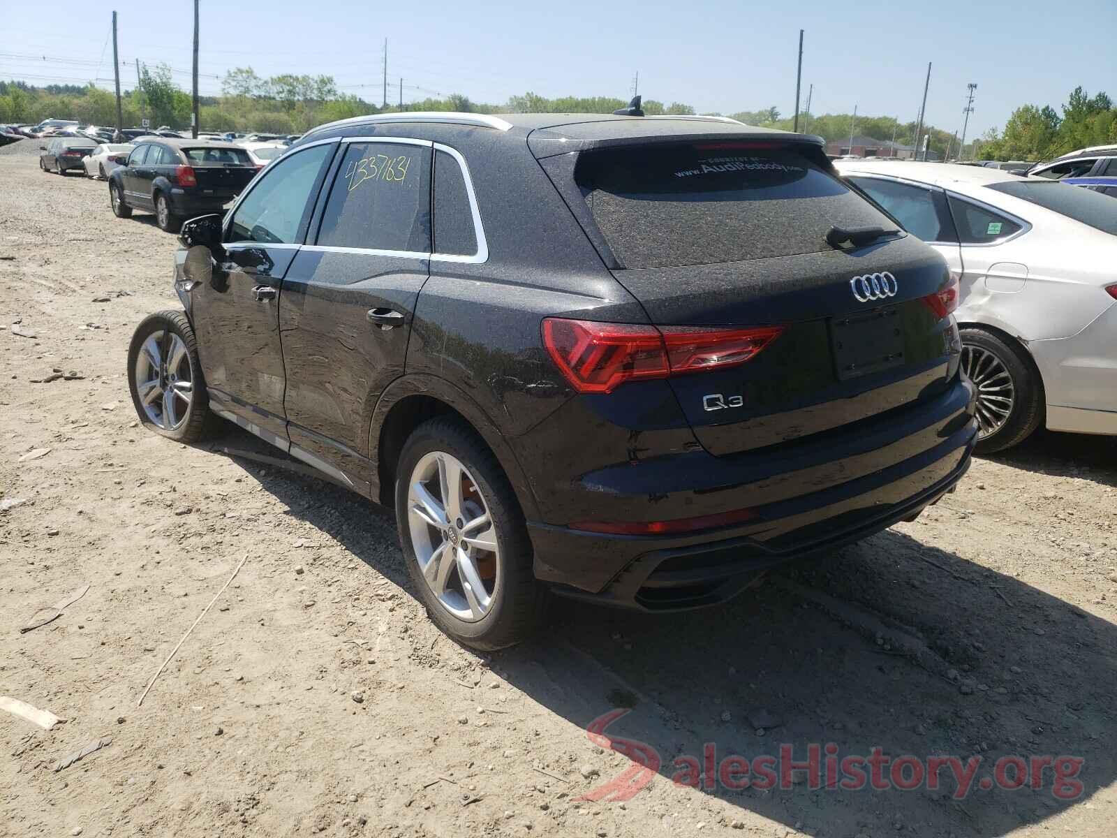 WA1EECF37L1077323 2020 AUDI Q3