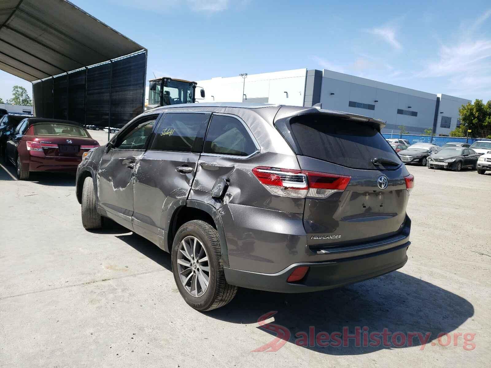 5TDKZRFH4JS532477 2018 TOYOTA HIGHLANDER