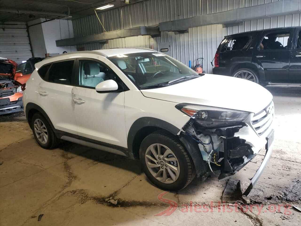 KM8J3CA40JU677120 2018 HYUNDAI TUCSON