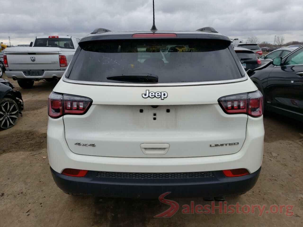 3C4NJDCB2JT482546 2018 JEEP COMPASS