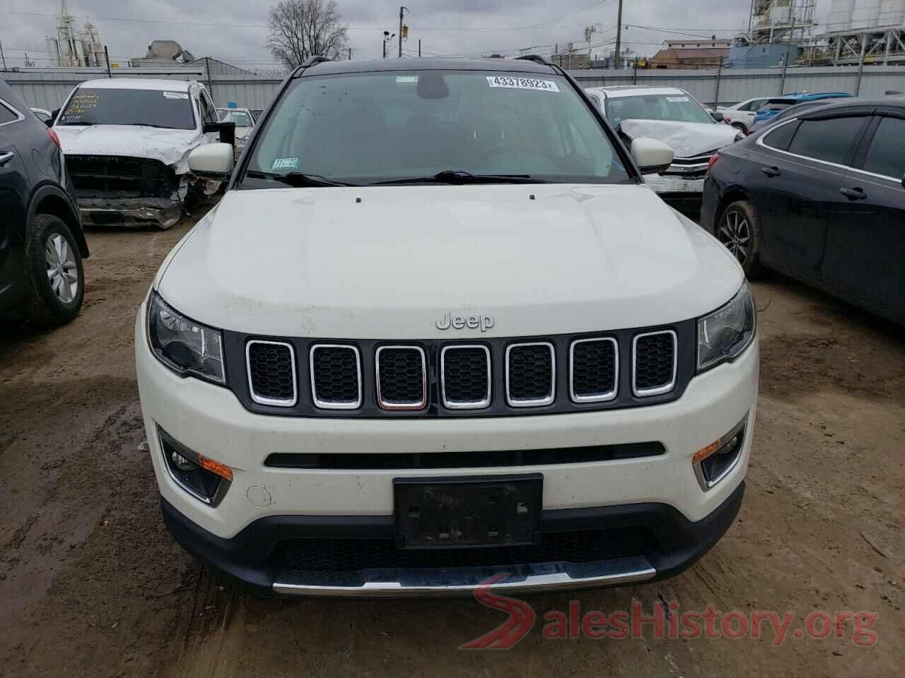 3C4NJDCB2JT482546 2018 JEEP COMPASS