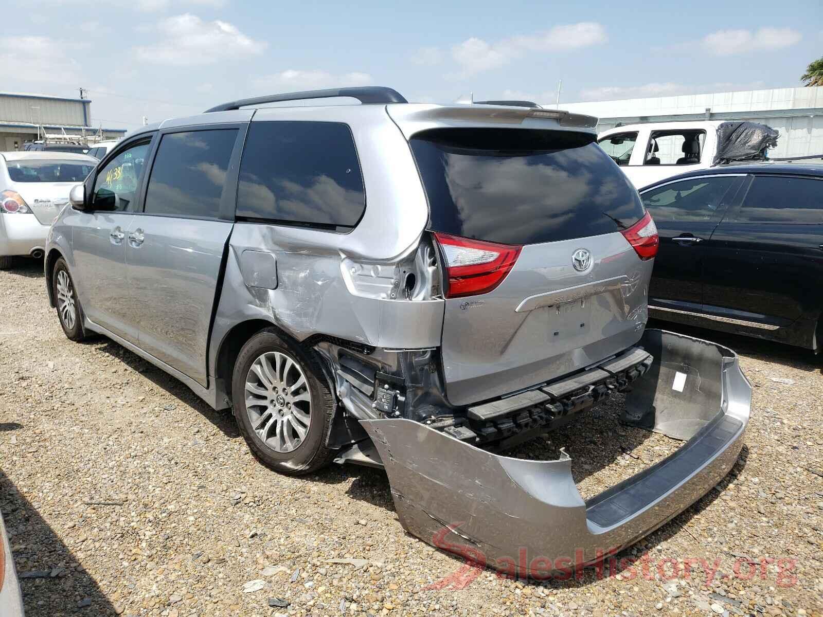 5TDYZ3DC3JS931010 2018 TOYOTA SIENNA