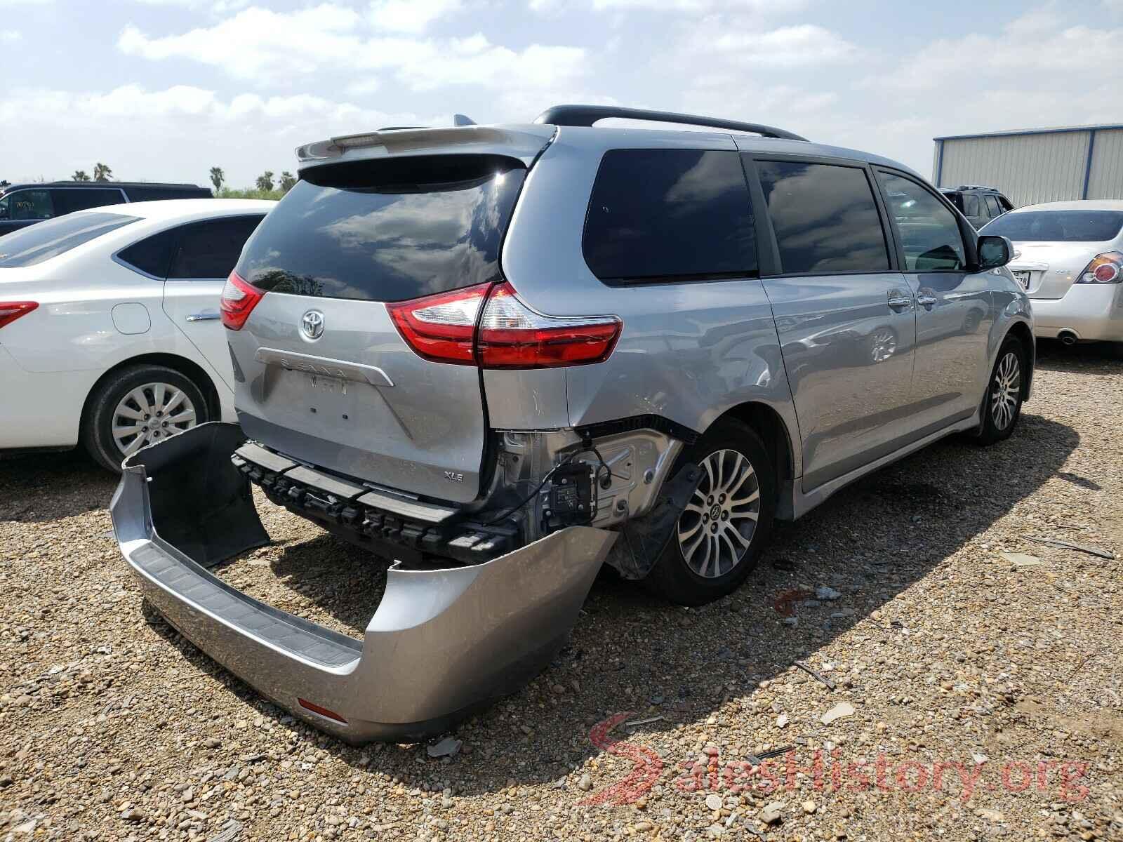 5TDYZ3DC3JS931010 2018 TOYOTA SIENNA