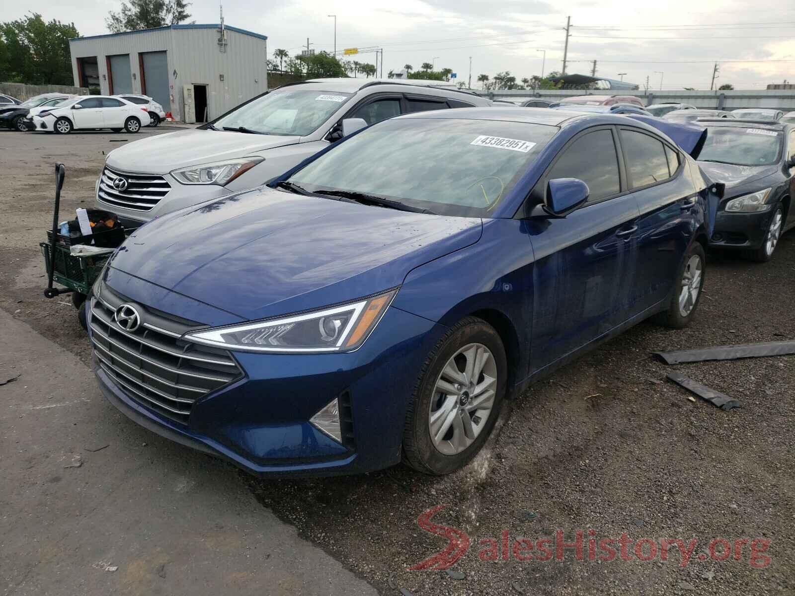 5NPD84LF0LH563946 2020 HYUNDAI ELANTRA