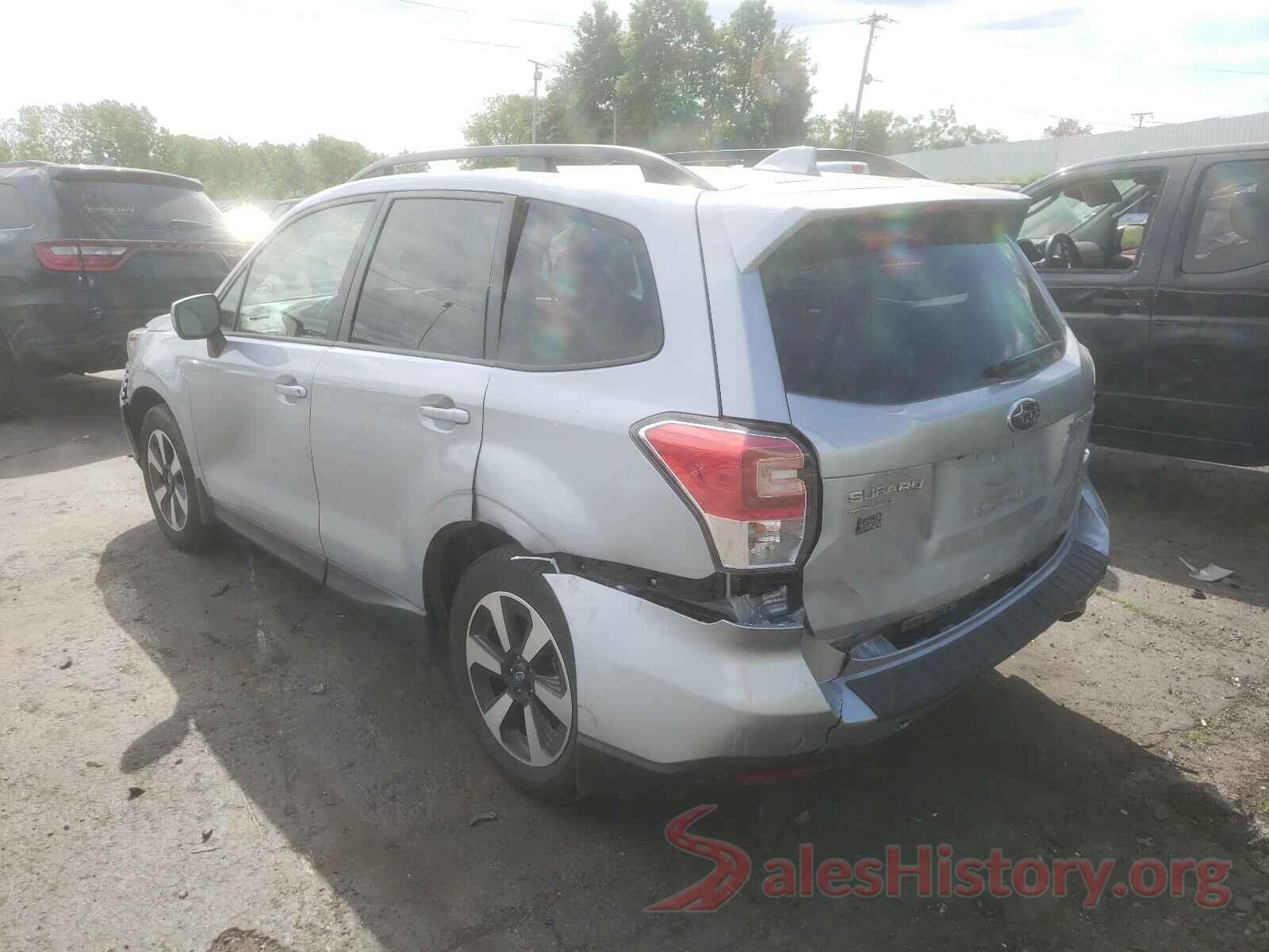 JF2SJAGC7JH524715 2018 SUBARU FORESTER