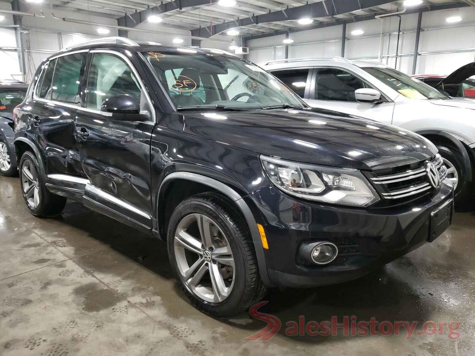 WVGUV7AX3HK028703 2017 VOLKSWAGEN TIGUAN