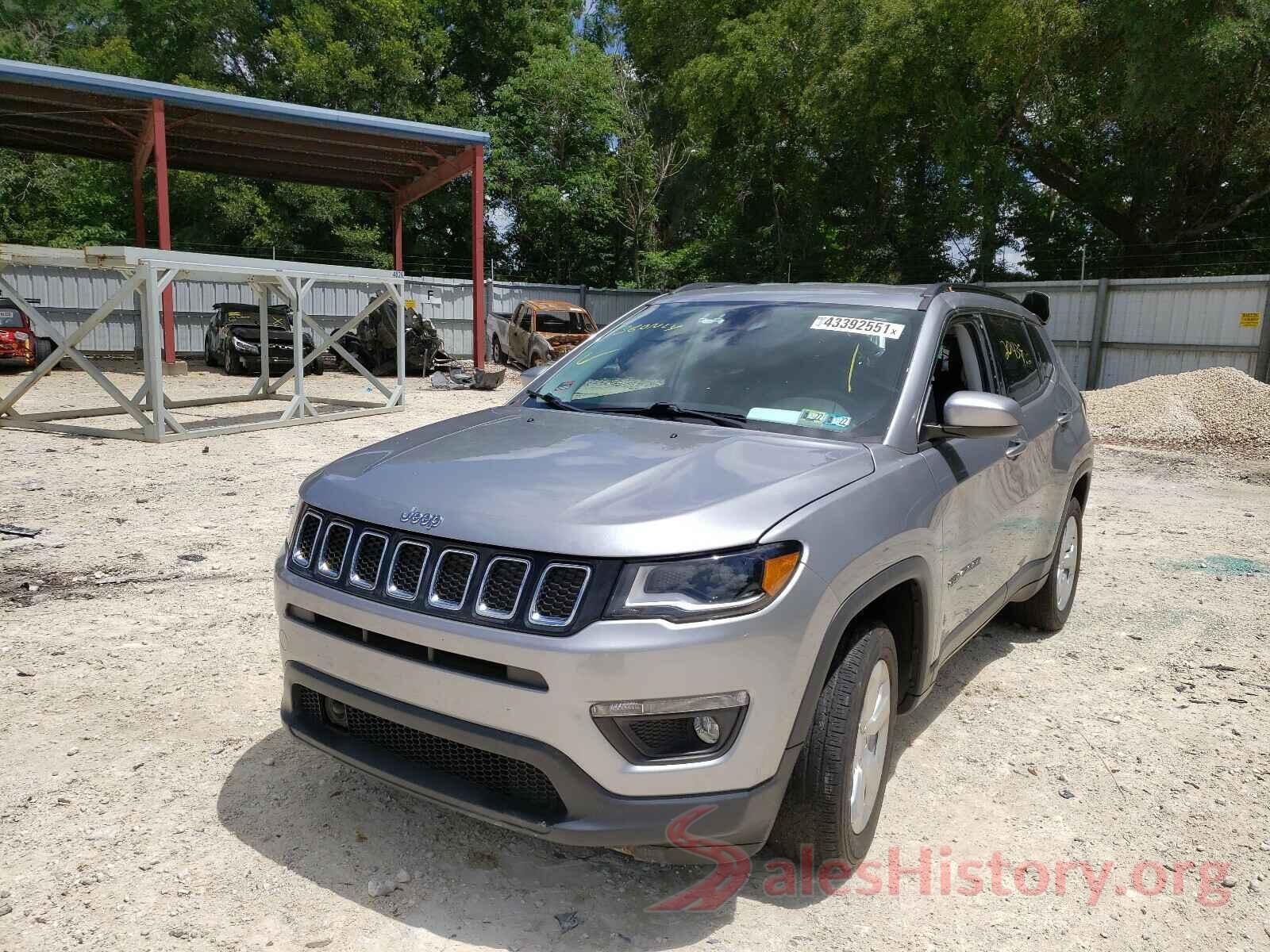 3C4NJDBB0JT359894 2018 JEEP COMPASS