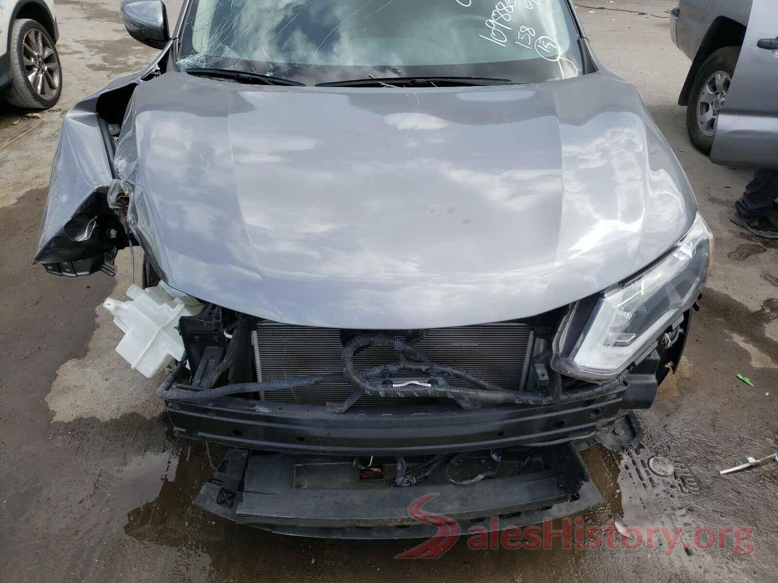 KNMAT2MT1HP511490 2017 NISSAN ROGUE