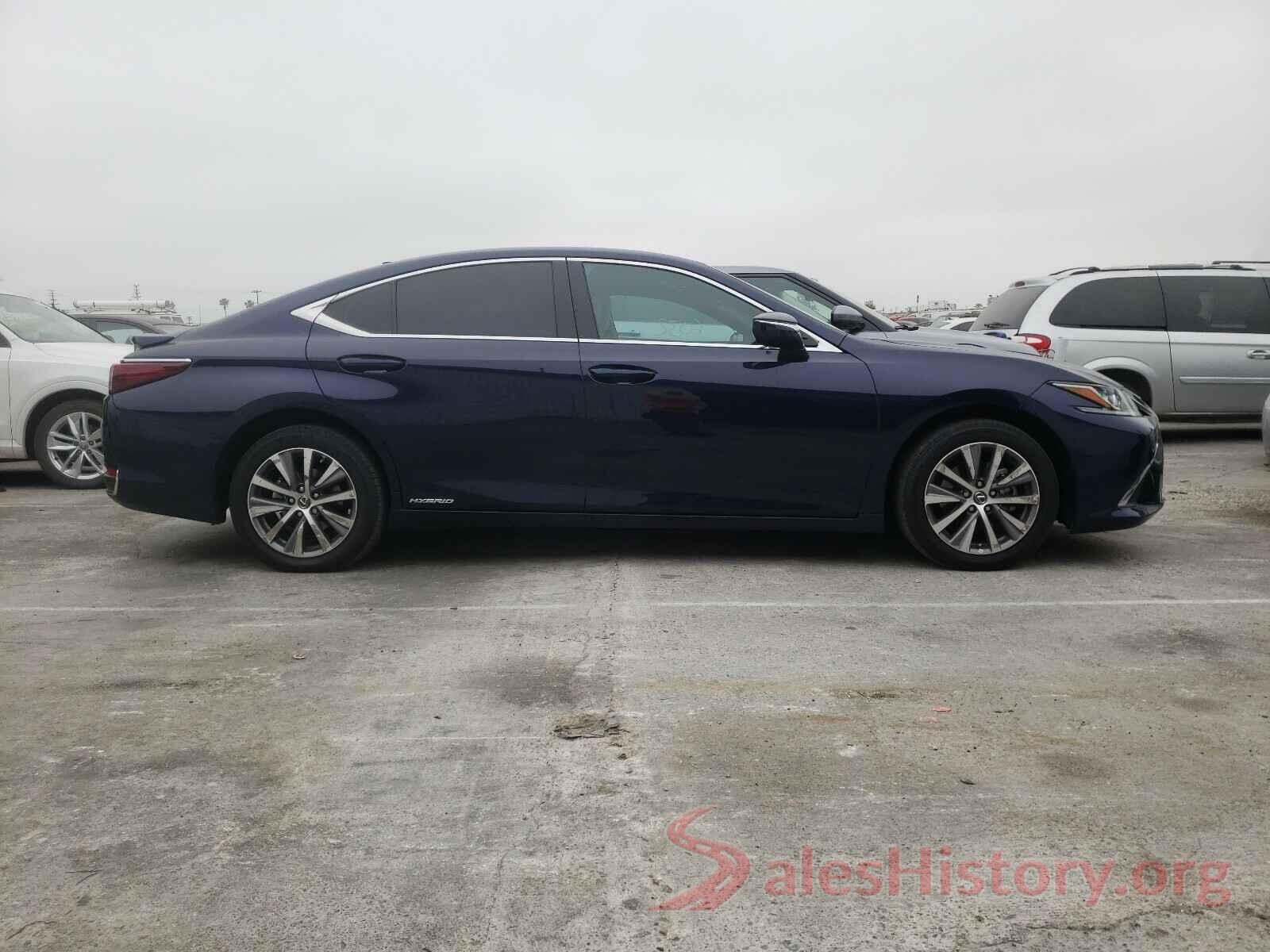 58AC21B12LU009237 2020 LEXUS ES300