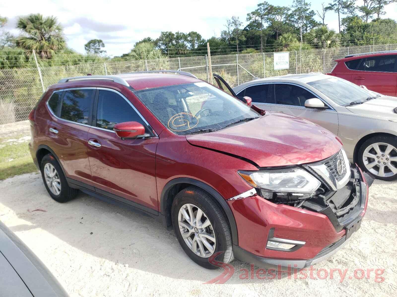 5N1AT2MT1JC809823 2018 NISSAN ROGUE