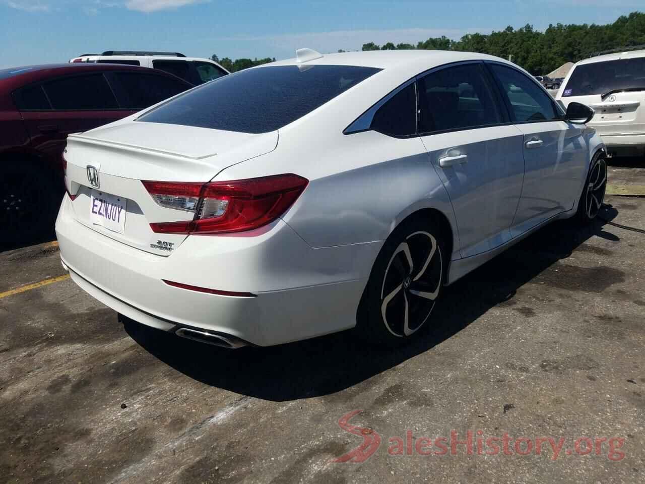 1HGCV2F30JA053581 2018 HONDA ACCORD