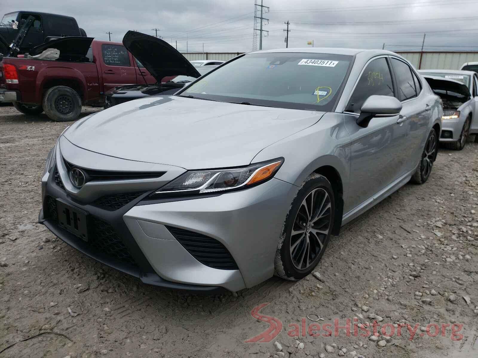 JTNB11HK9J3046018 2018 TOYOTA CAMRY