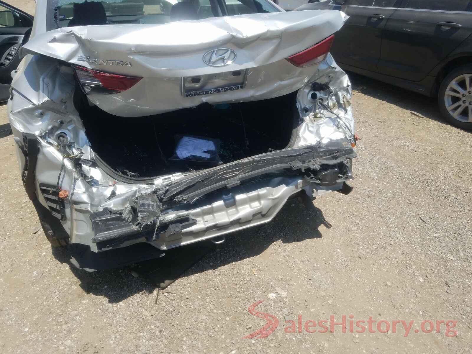 5NPDH4AE9GH762462 2016 HYUNDAI ELANTRA