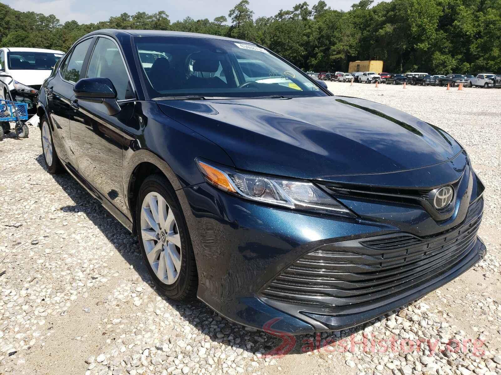 4T1B11HK9JU512539 2018 TOYOTA CAMRY