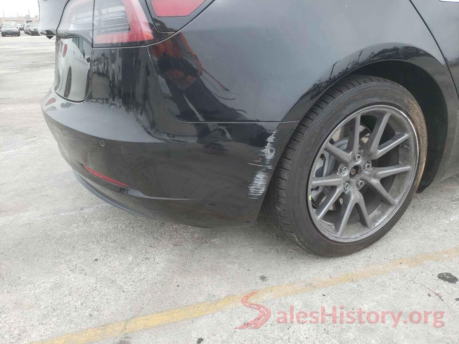 5YJ3E1EA1JF172398 2018 TESLA MODEL 3