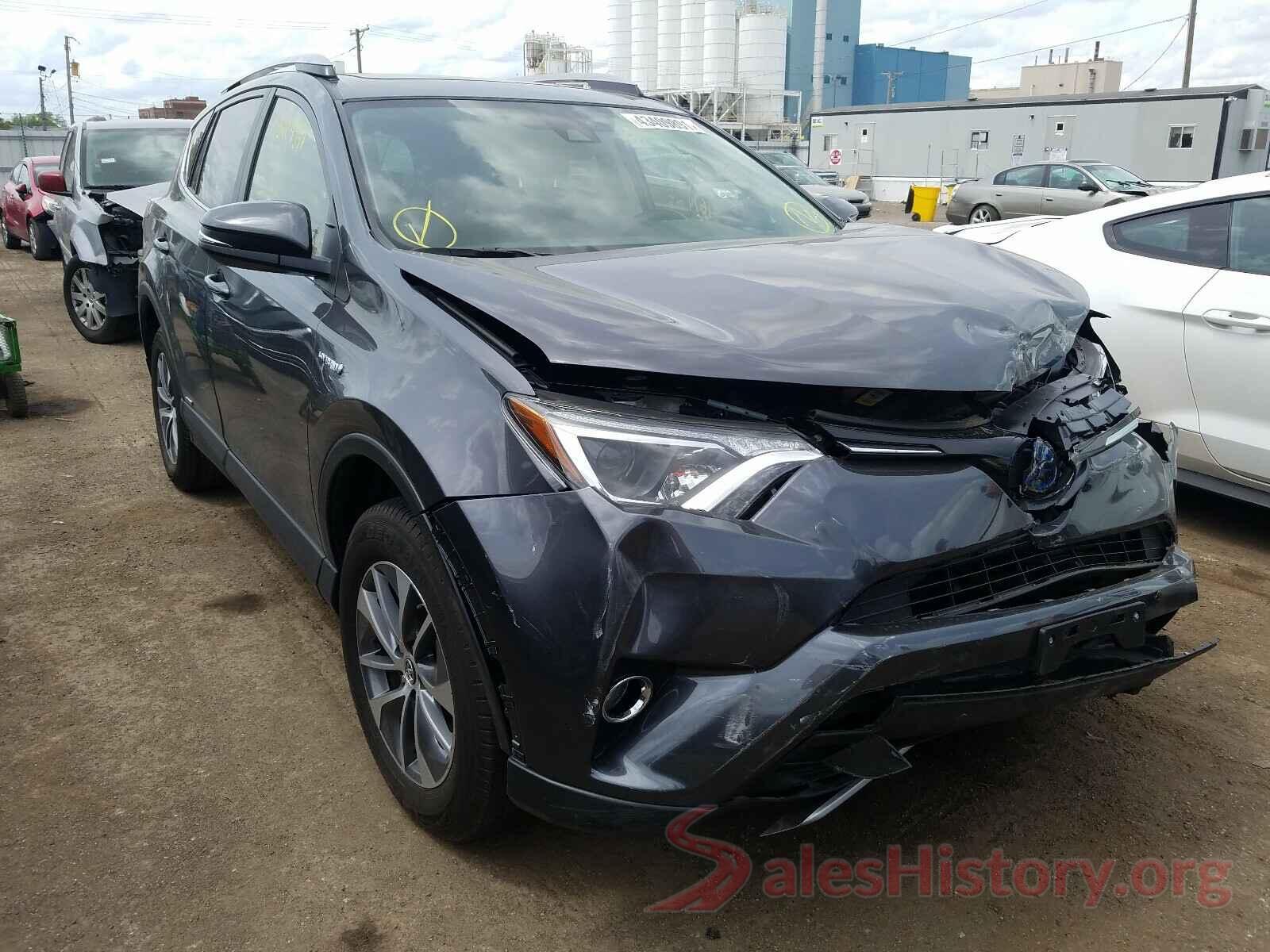 JTMRJREV7HD152116 2017 TOYOTA RAV4