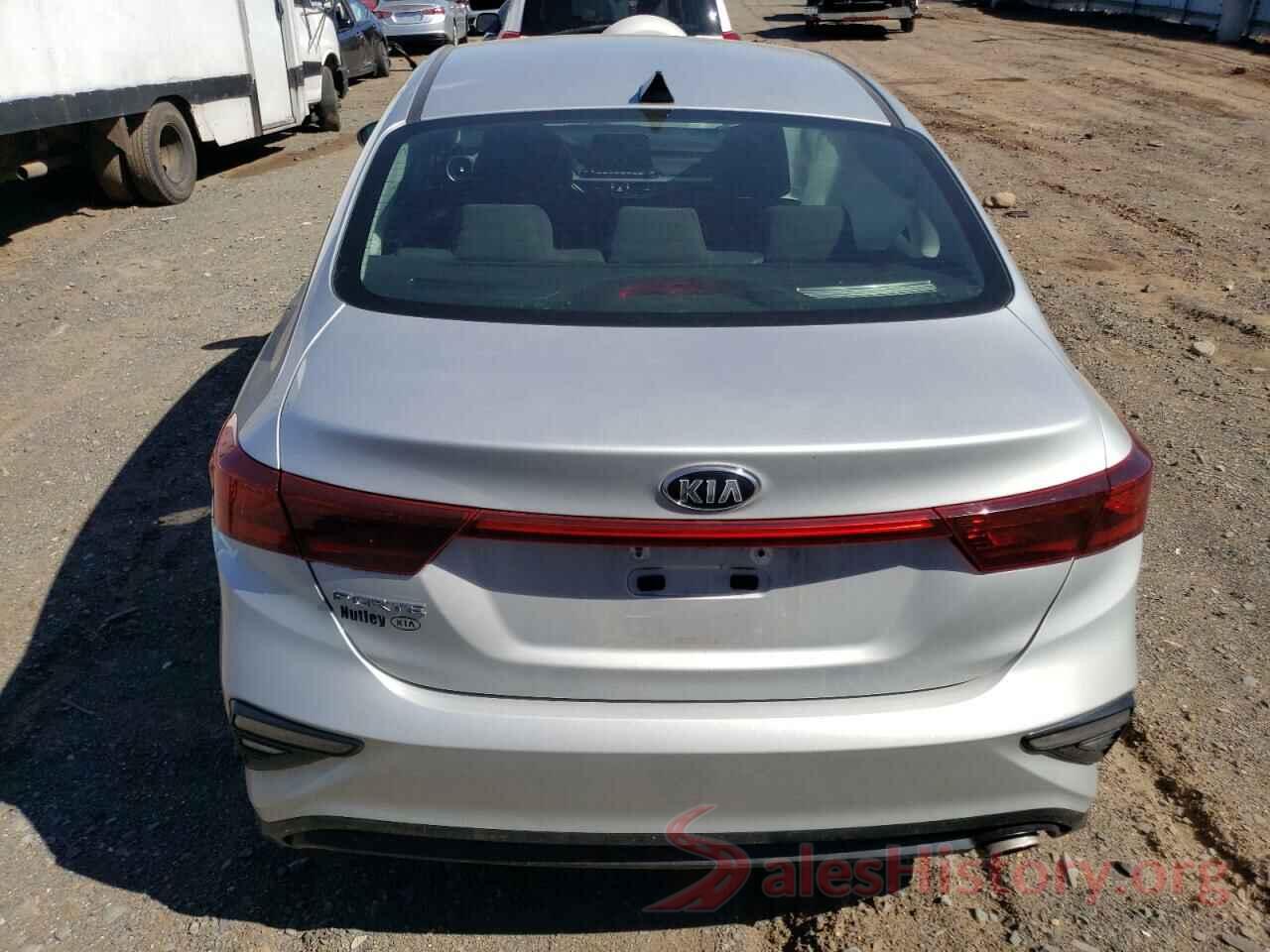 3KPF24AD9KE037992 2019 KIA FORTE