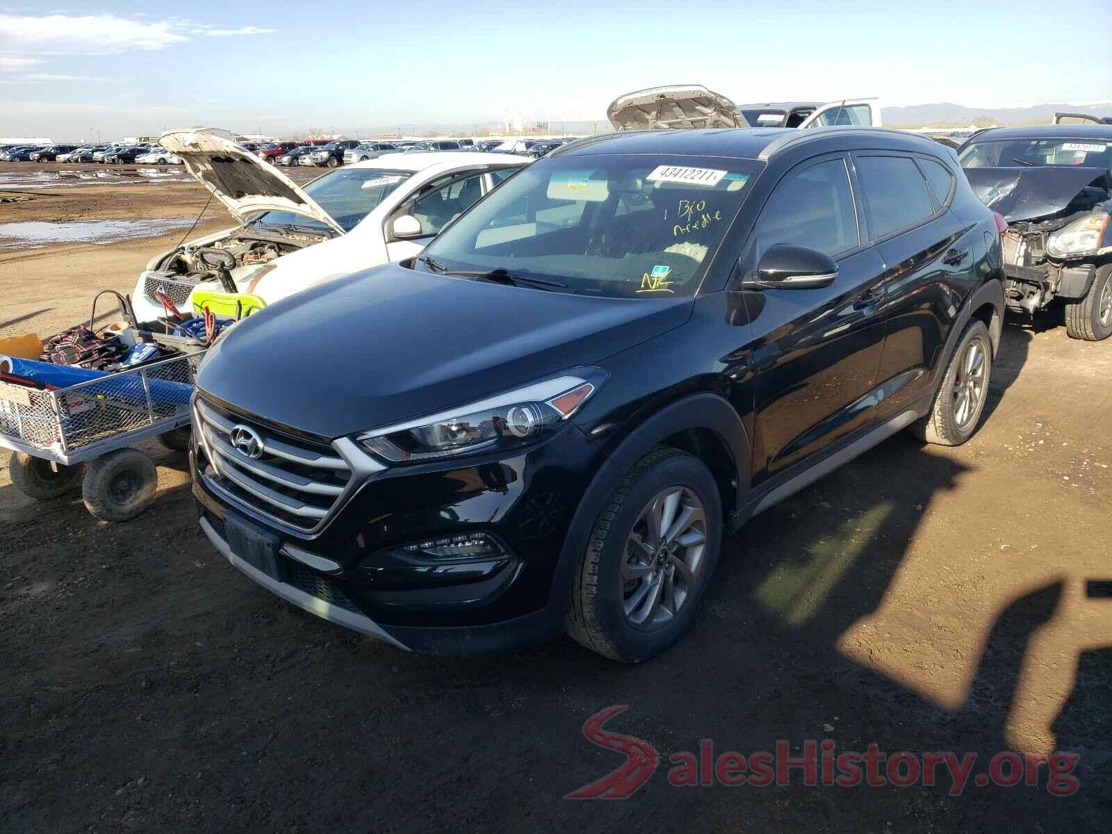 KM8J3CA28HU504843 2017 HYUNDAI TUCSON