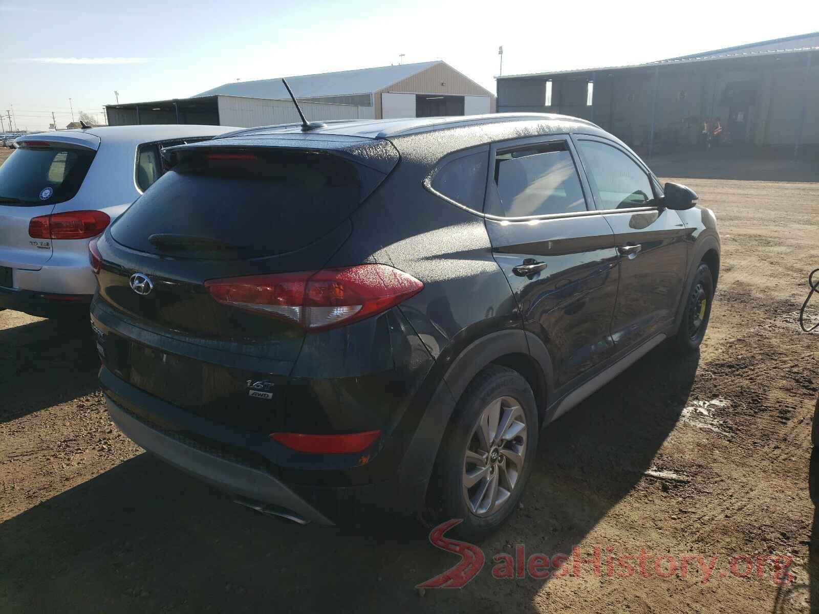 KM8J3CA28HU504843 2017 HYUNDAI TUCSON