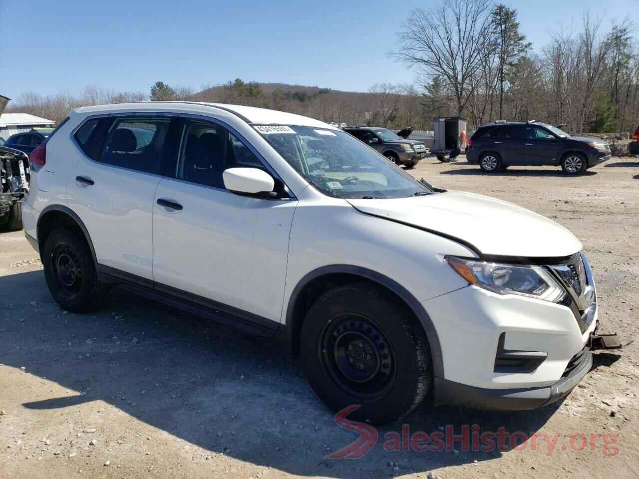 KNMAT2MV5HP608175 2017 NISSAN ROGUE