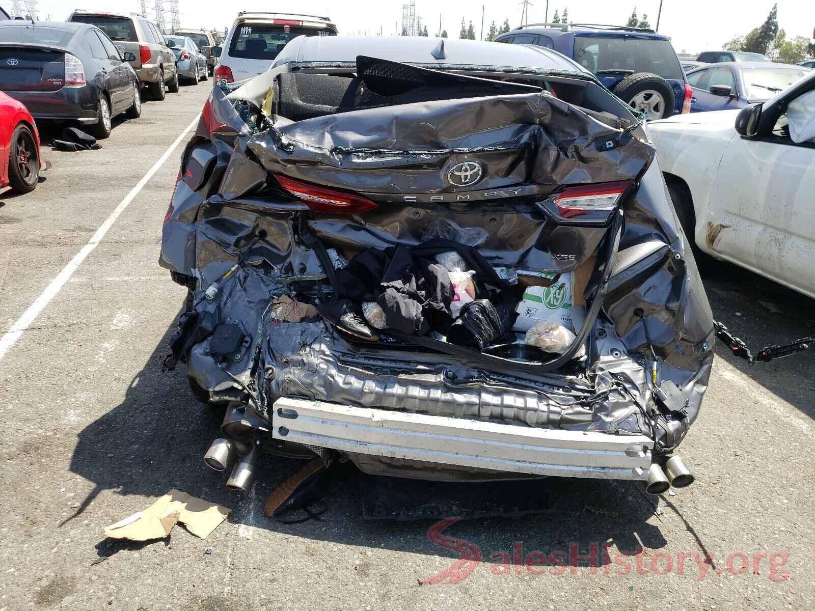 4T1B61HK1KU748394 2019 TOYOTA CAMRY