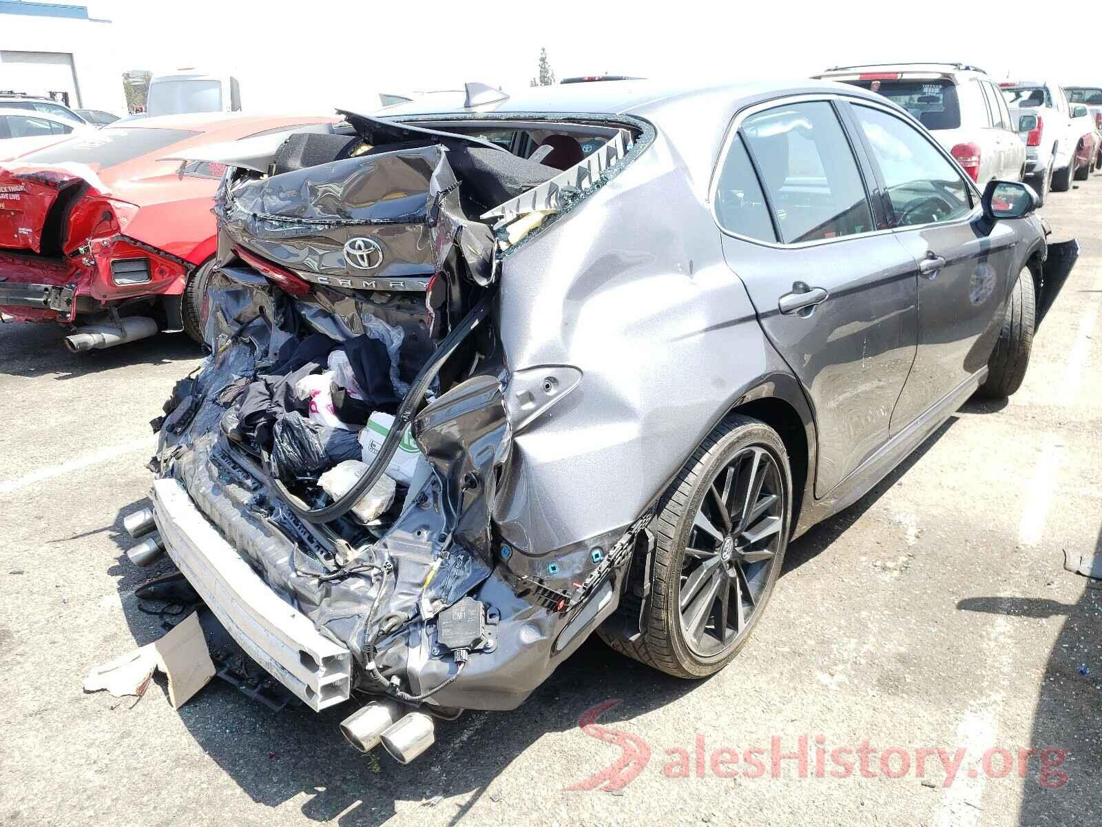 4T1B61HK1KU748394 2019 TOYOTA CAMRY