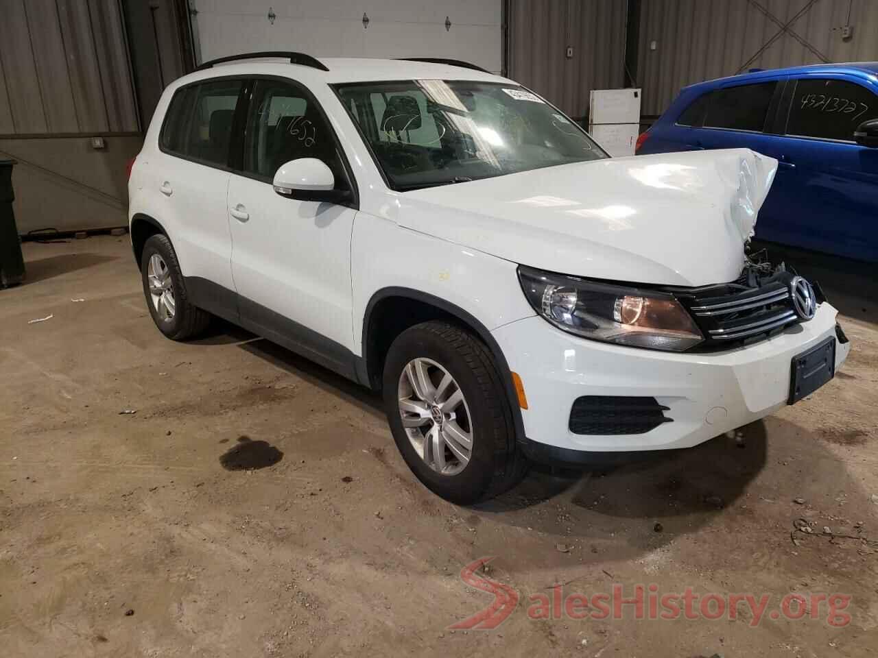 WVGAV7AXXHK023842 2017 VOLKSWAGEN TIGUAN